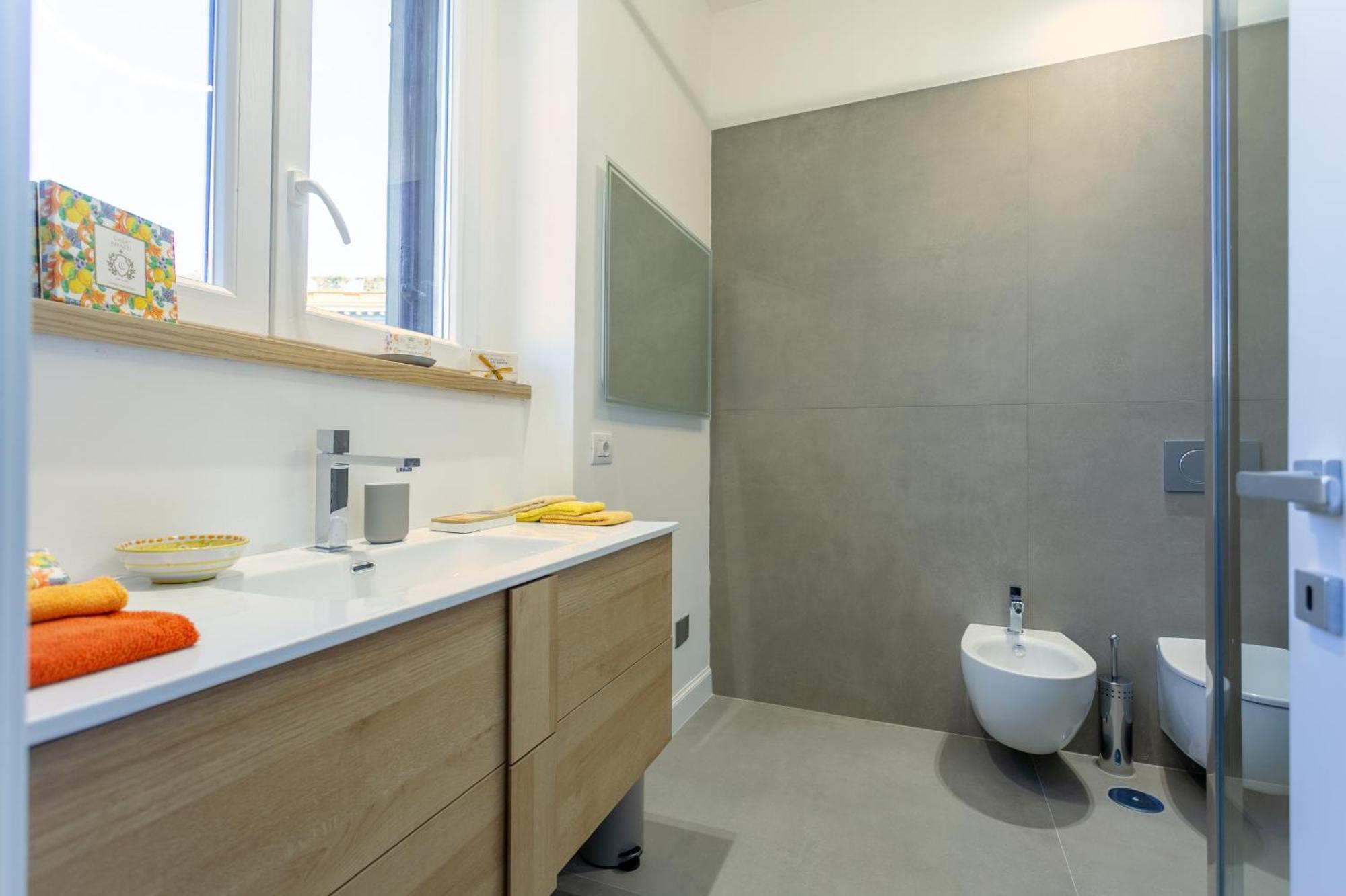 Elegance And Style In The Heart Of Rome