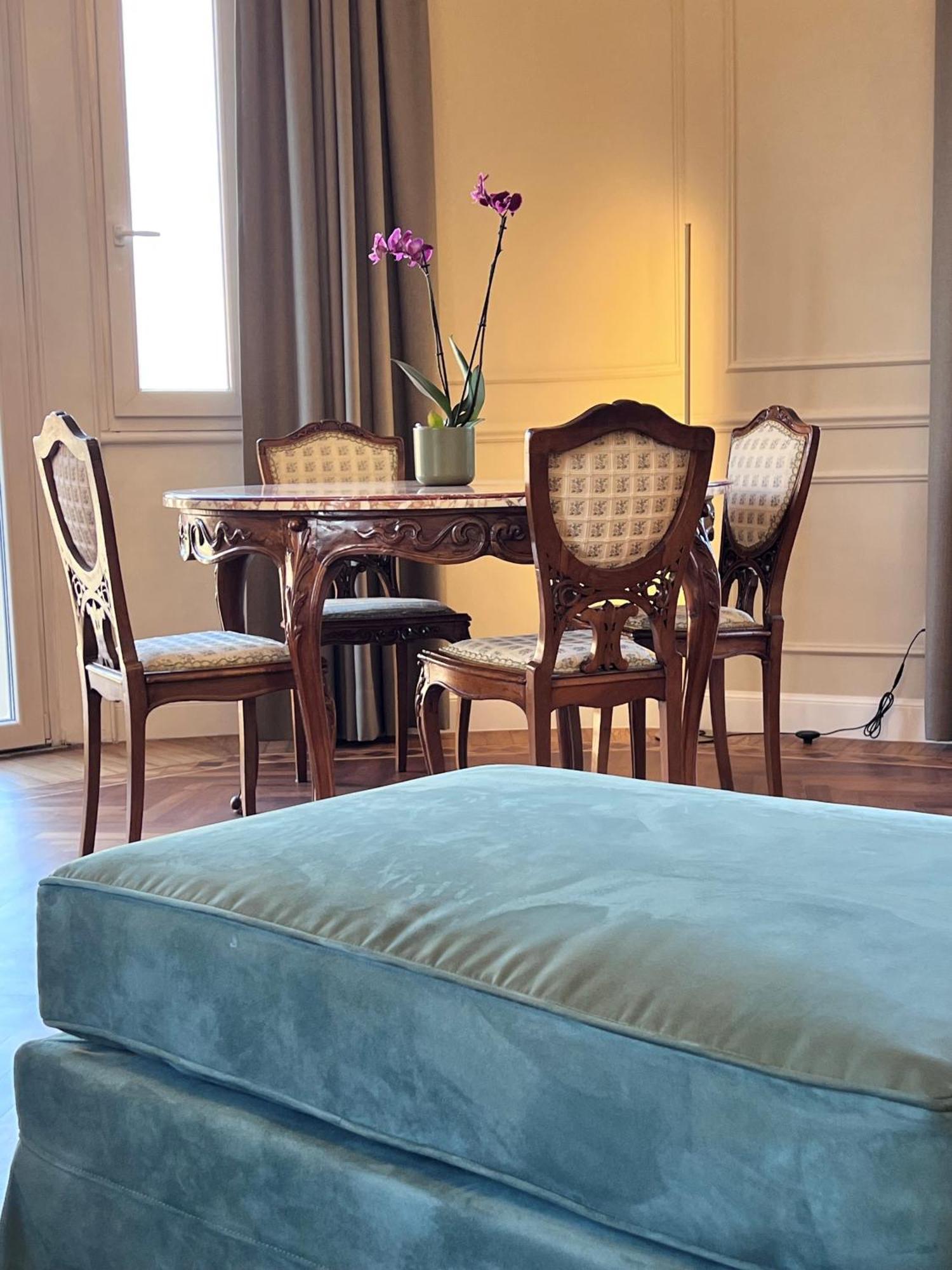 Elegance And Style In The Heart Of * Rome
